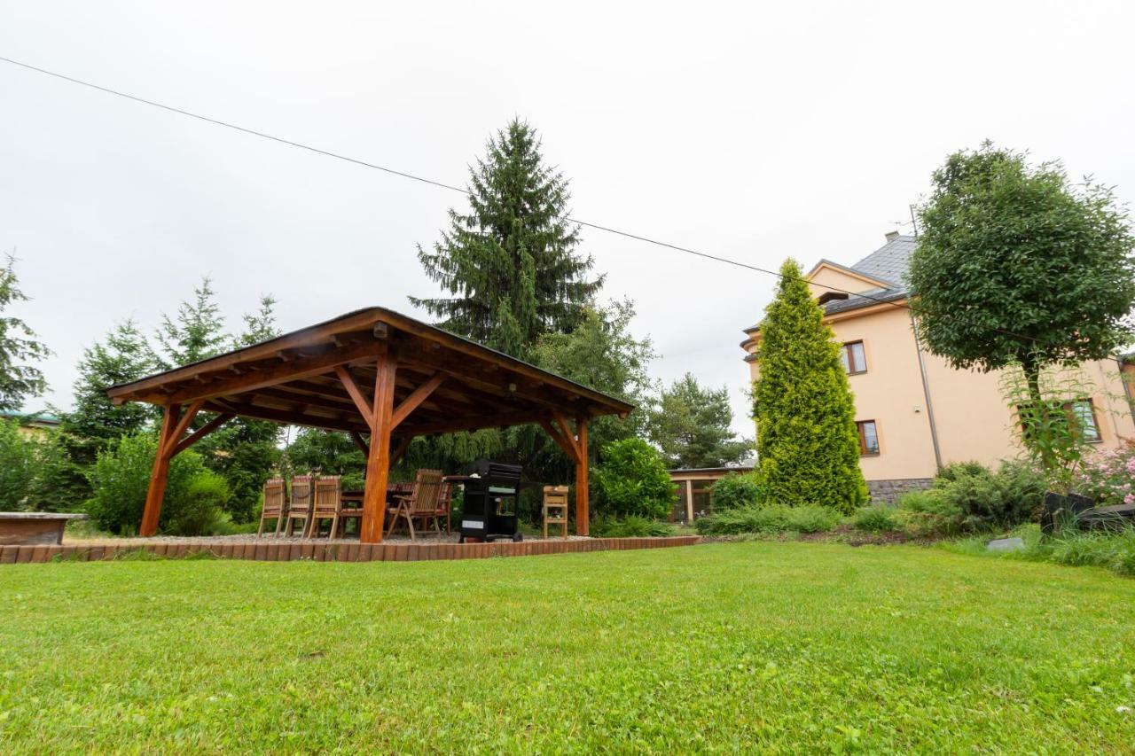 Apartmany Pemi Potštejn Екстериор снимка